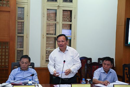 Phó Trưởng Ban Tổ chức Năm Du lịch quốc gia 2018, Tổng cục trưởng Tổng cục Du lịch Nguyễn Văn Tuấn phát biểu tại cuộc họp